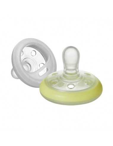 Pack 2 Chupetes Forma de Pecho Night Time Tommee Tippee Pack 2 Chupetes Forma de Pecho Night Time Tommee Tippee