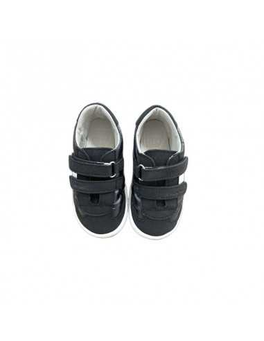 Imagen de arriba Deportivas Calzado Respetuoso Nylon Negro y Blanco Piruflex Imagen de arriba Deportivas Calzado Respetuoso Nylon Negro y Blanco Piruflex